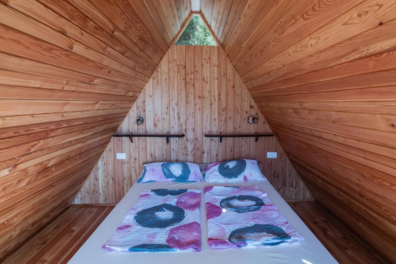 ホテル Glamping Tinka トールミン エクステリア 写真